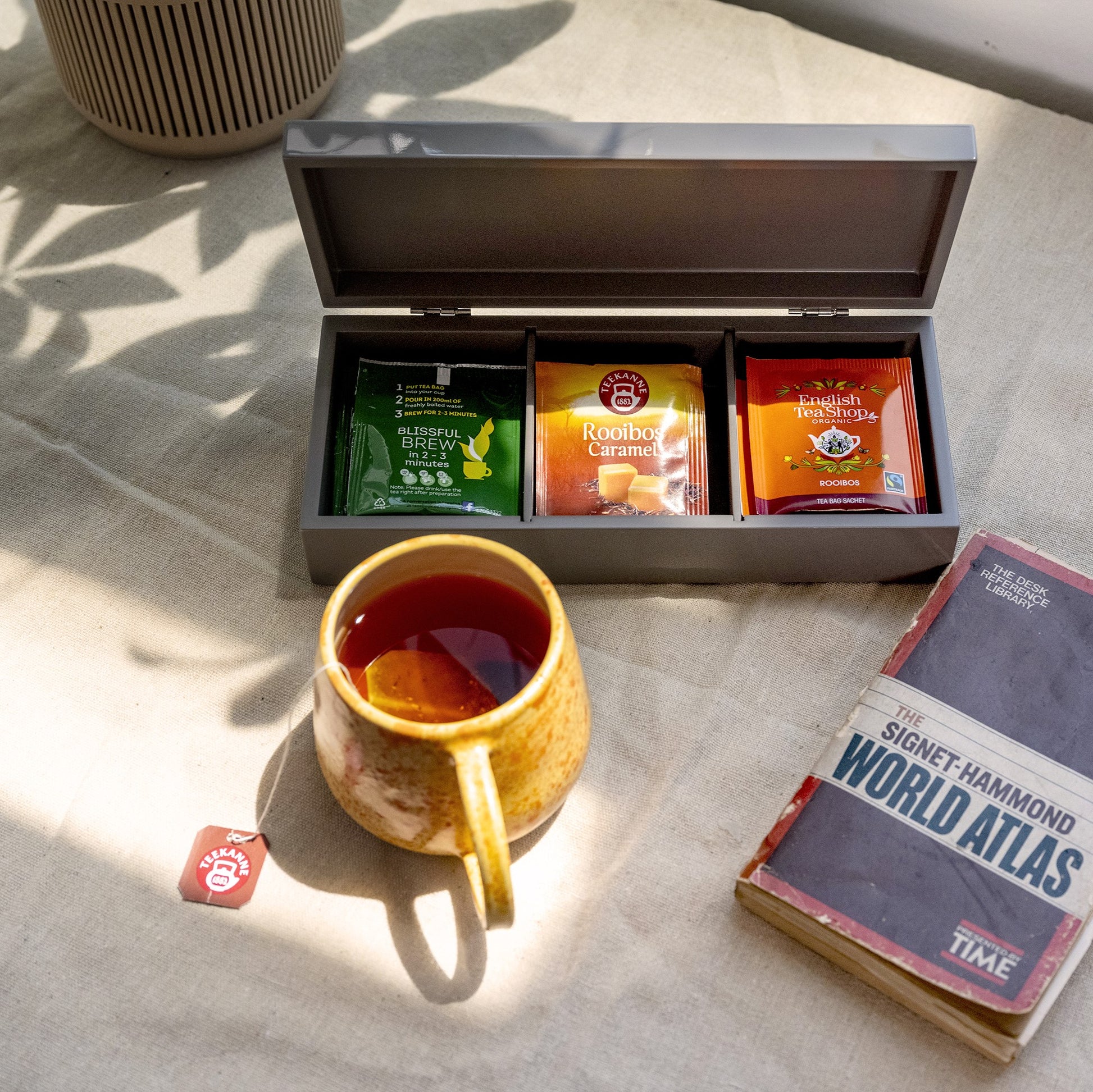 Tea Box with 3 compartments, River Tales (Qua x ART:DIS)