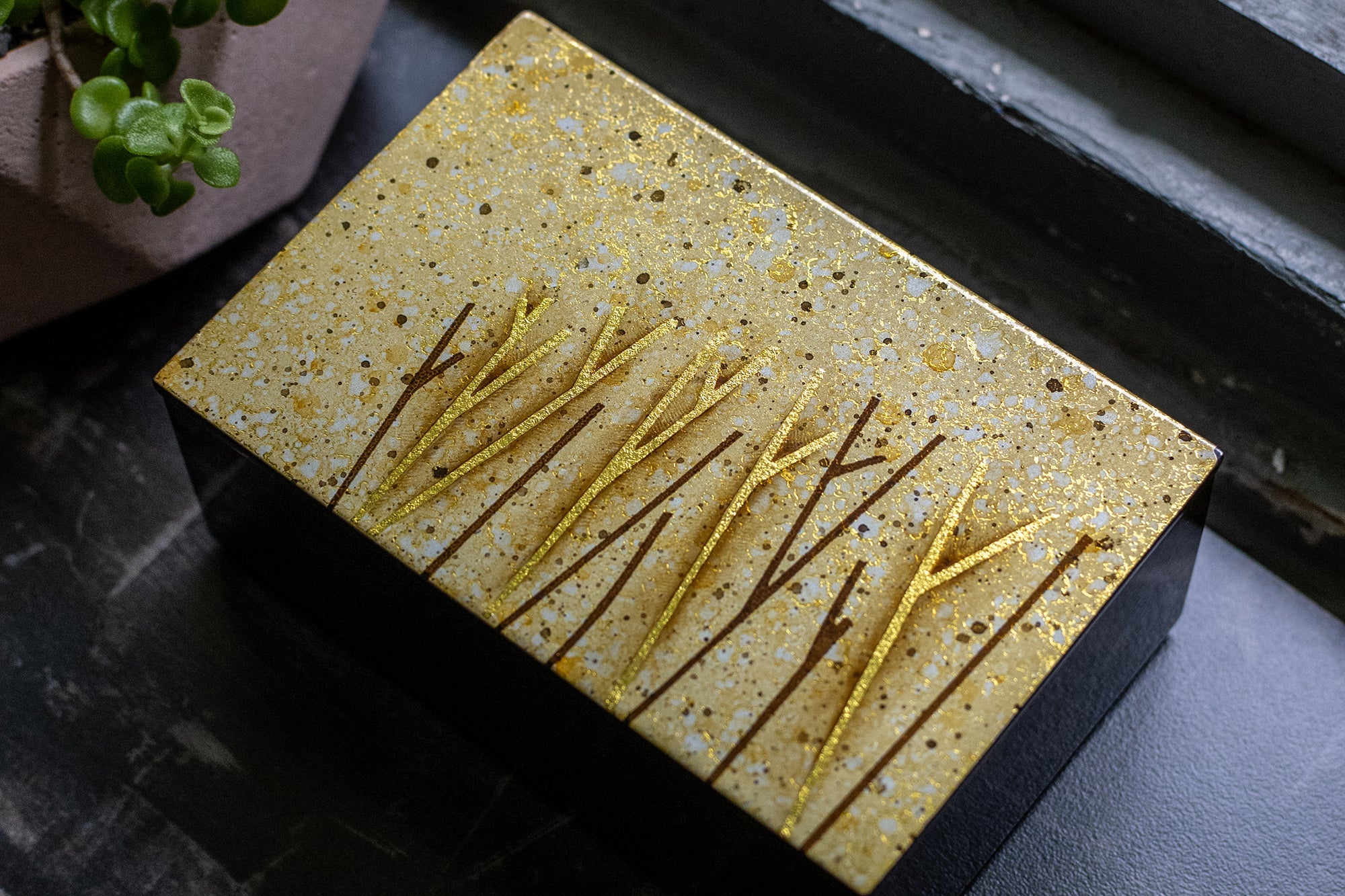 Ideas for Customising Your Next Corporate Gift - Qua | Distinctive Gifts
