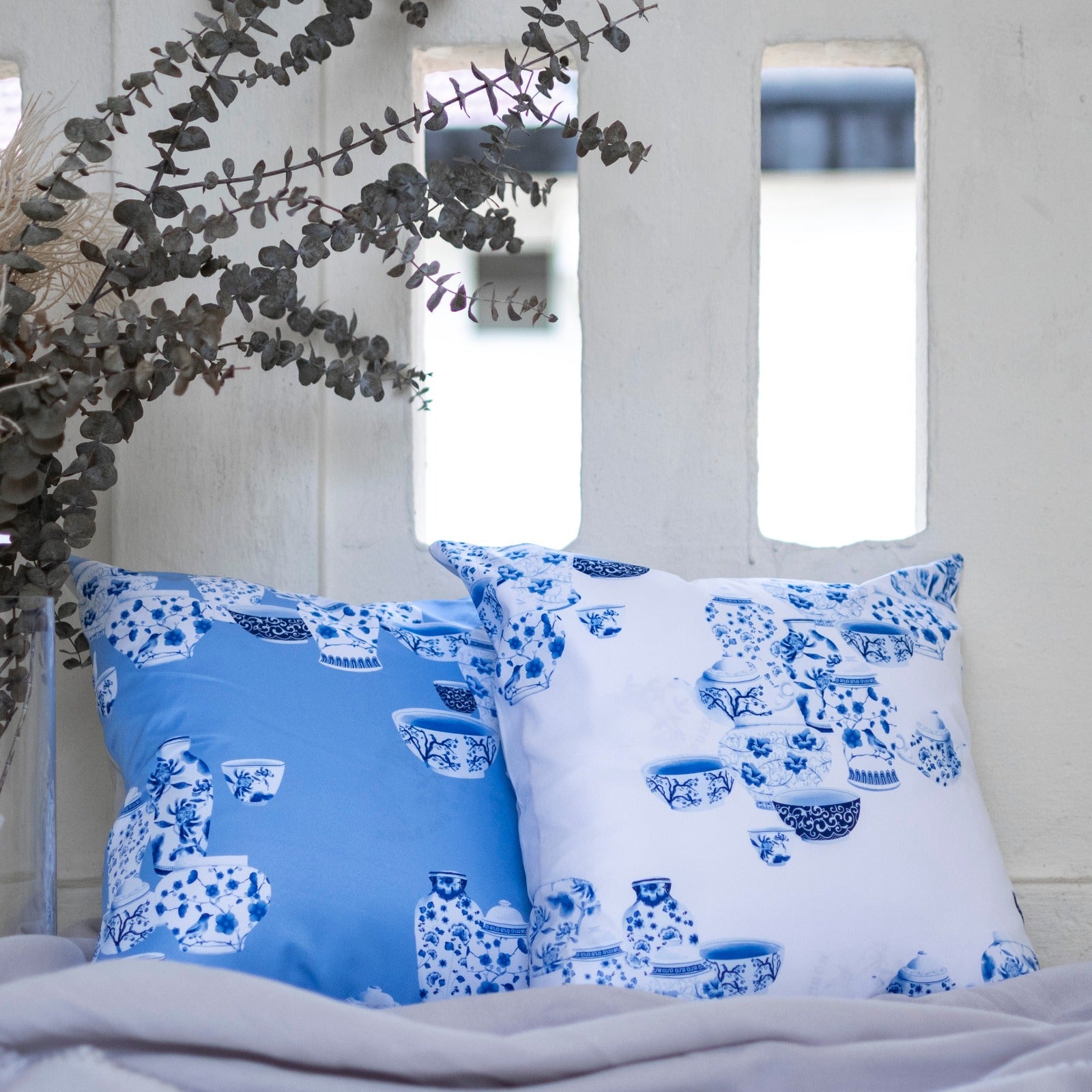 Cushions - Qua | Distinctive Gifts