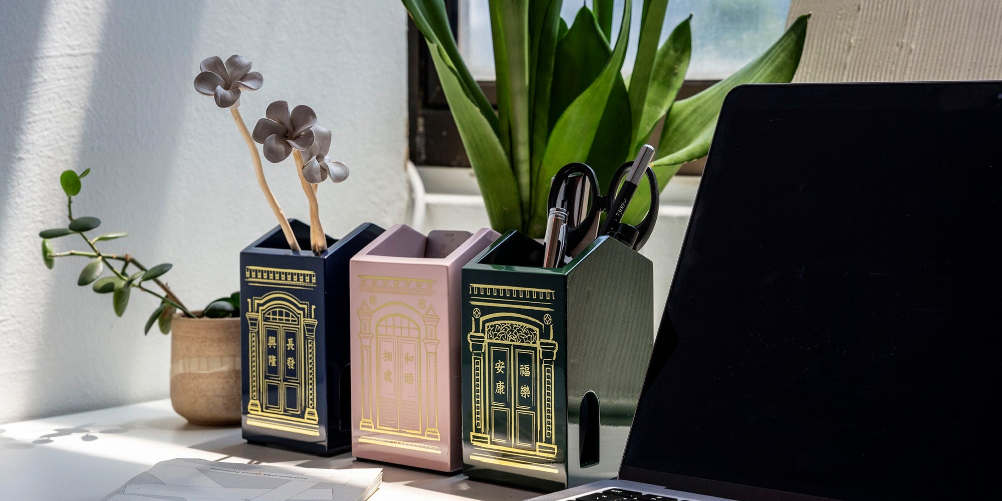 Stationery Box, Through the Looking Glass (Qua x ART:DIS) - Qua | Distinctive Gifts