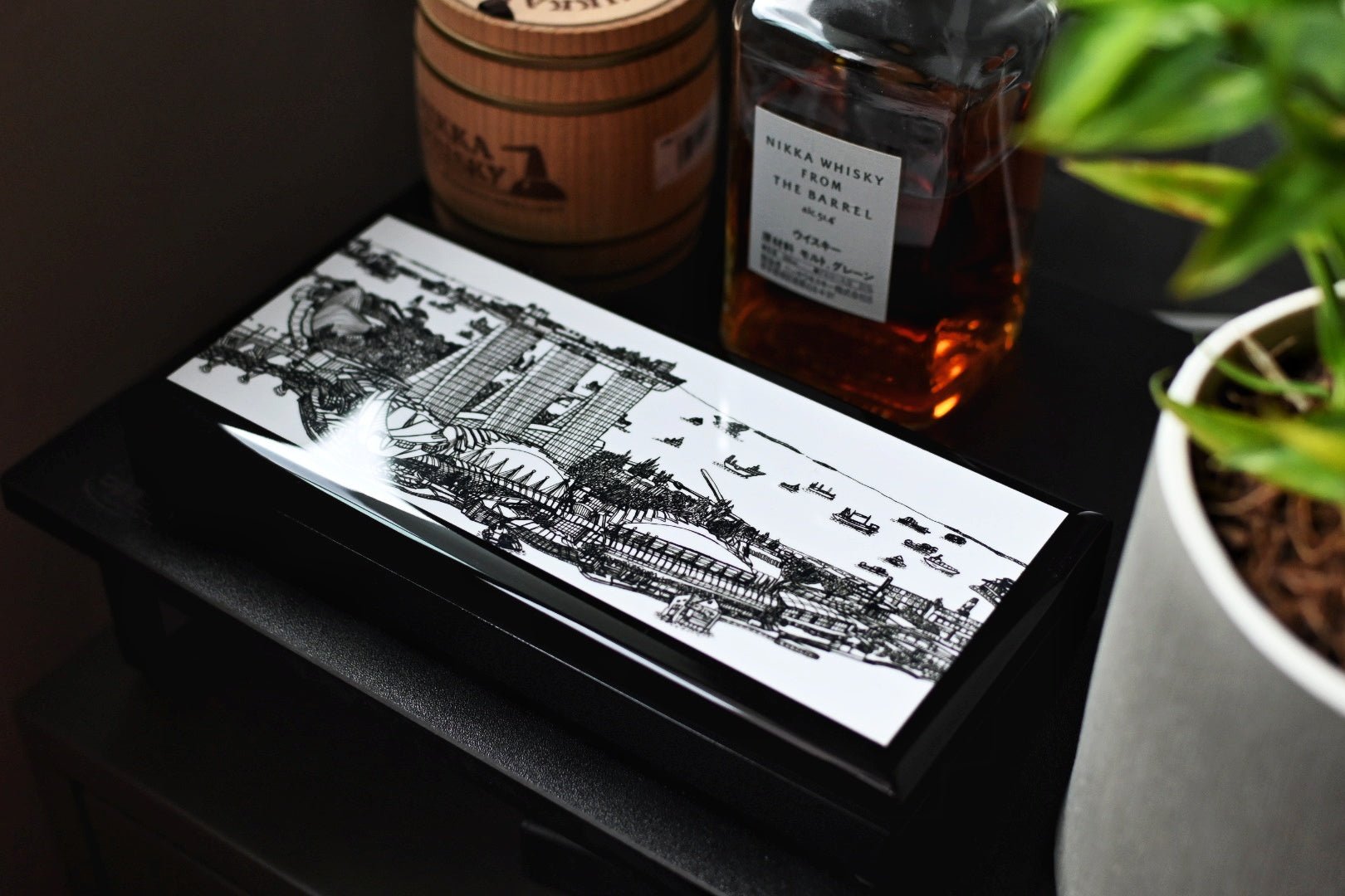 Tea Caddy & Stationery Storage - Qua | Distinctive Gifts