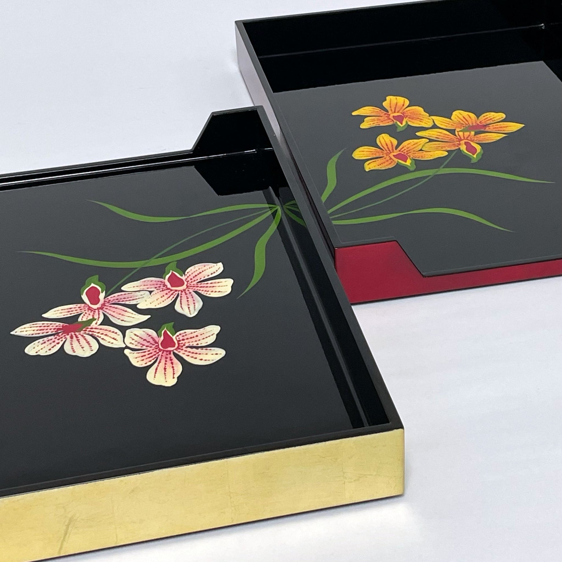 In-Tray, Orchid