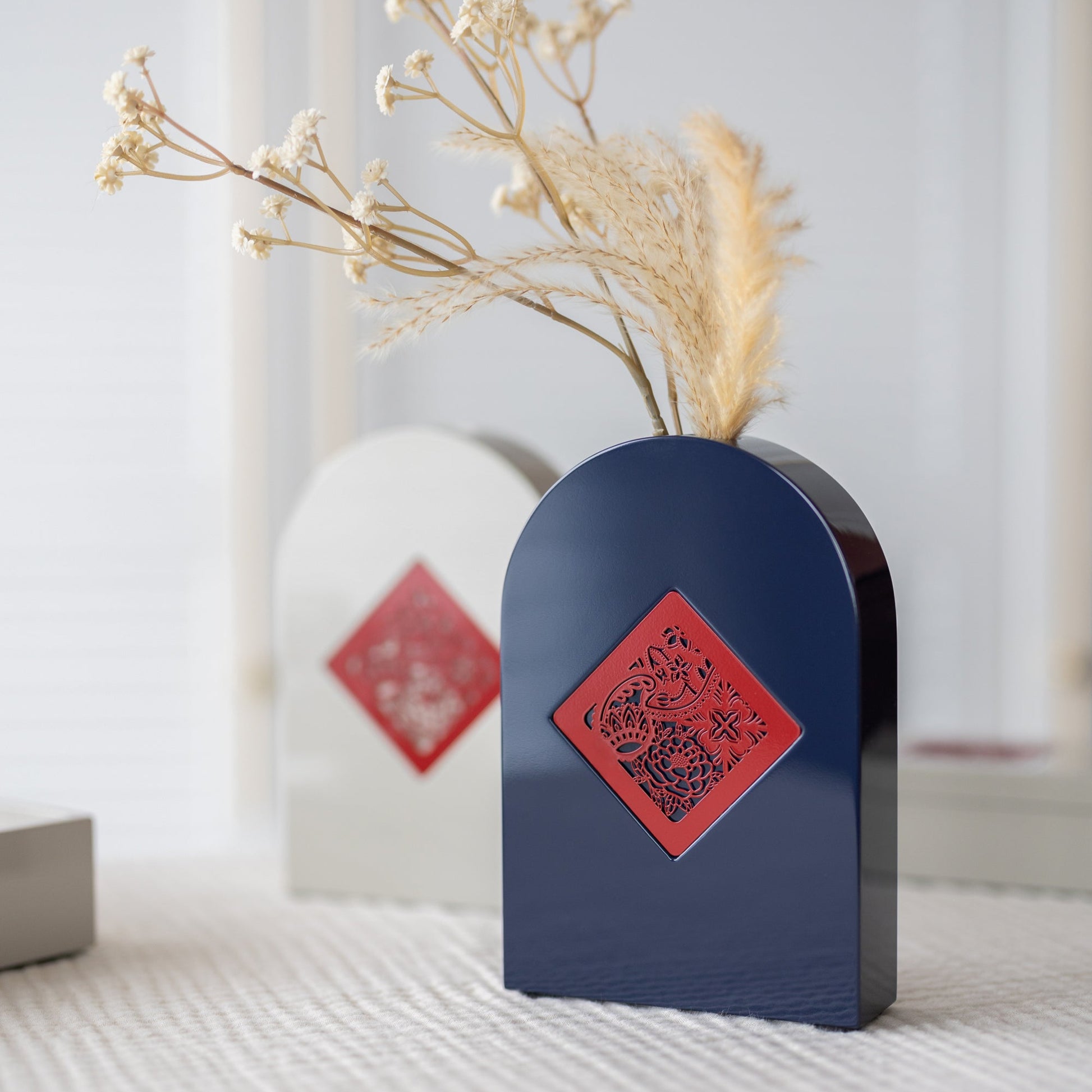Vase, Harmony Tapestry