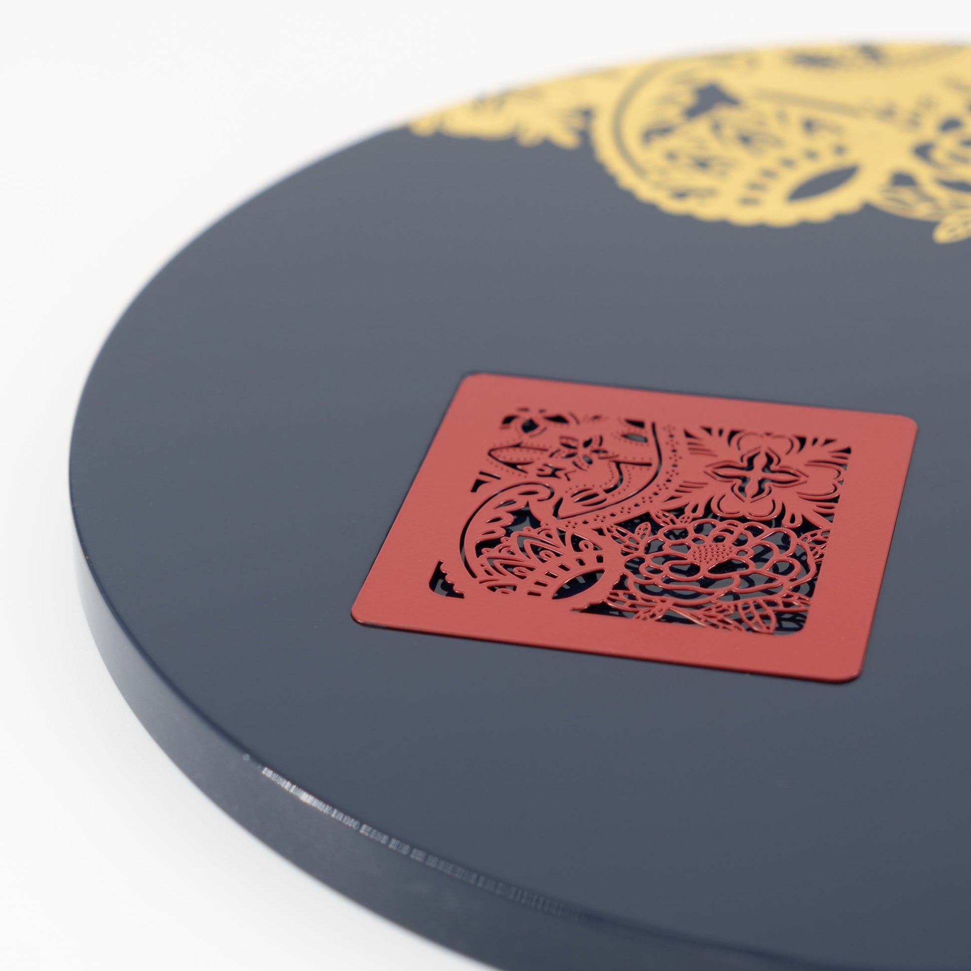 Display Plate with Stand, Harmony Tapestry
