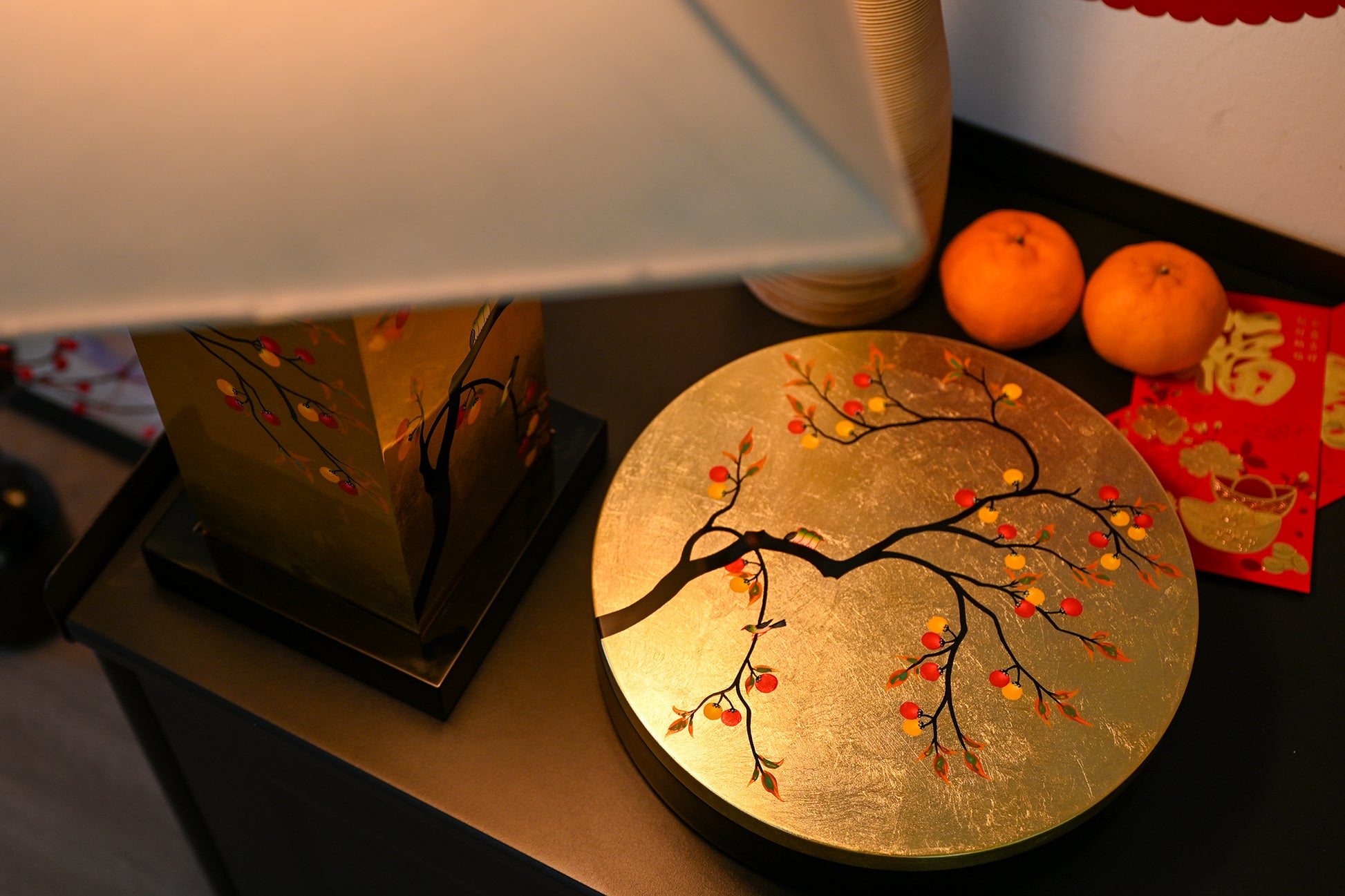 Eight Treasures Box, Round (L), Persimmons & Birds