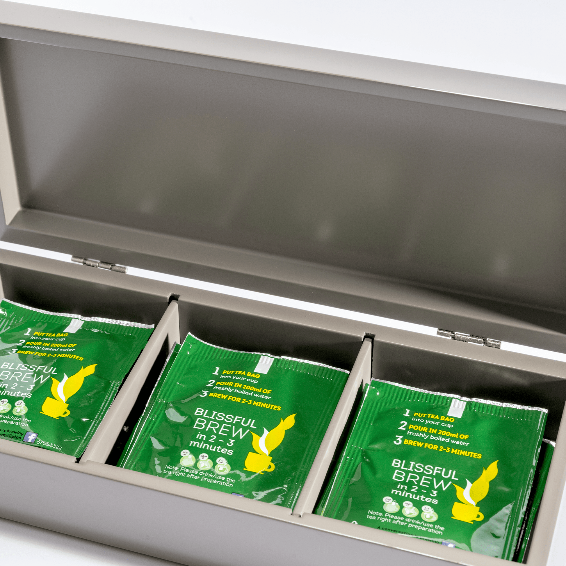 Tea Box with 3 compartments, River Tales (Qua x ART:DIS) - Qua | Distinctive Gifts